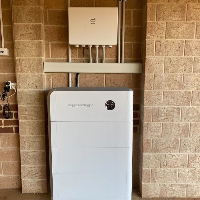 ECG-installed battery systems